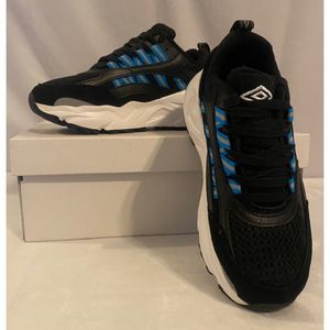 NIB UMBRO NEPTUNE US Size 6Y UK 5.5 Black with Blue Double Diamond